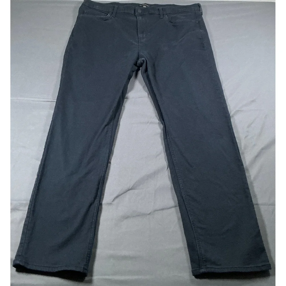 Banana Republic Traveler Pants Mens 40x32 Black Straight Leg 5-Pocket Chino